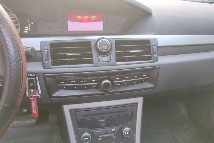 Used MG 6 2013 Hatchback 1.8L Automatic Drive Value Edition Audio And AC Panel