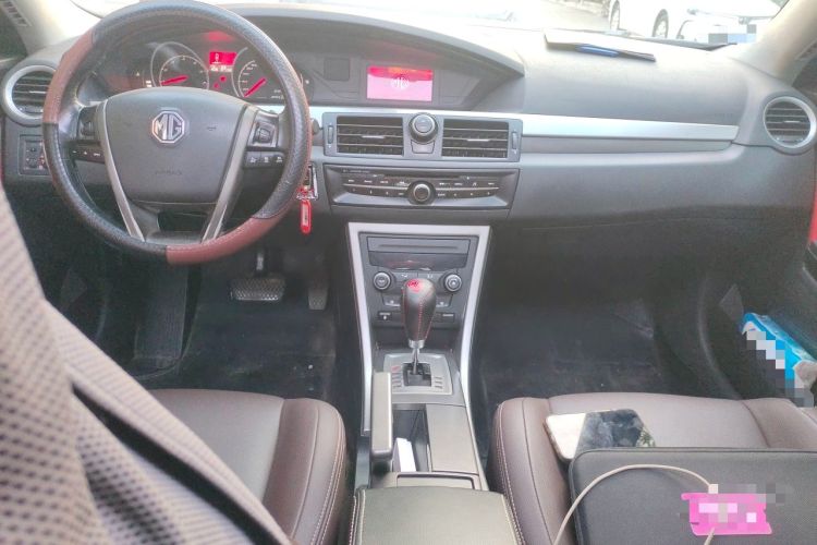 Used MG 6 2013 Hatchback 1.8L Automatic Drive Value Edition Center Console
