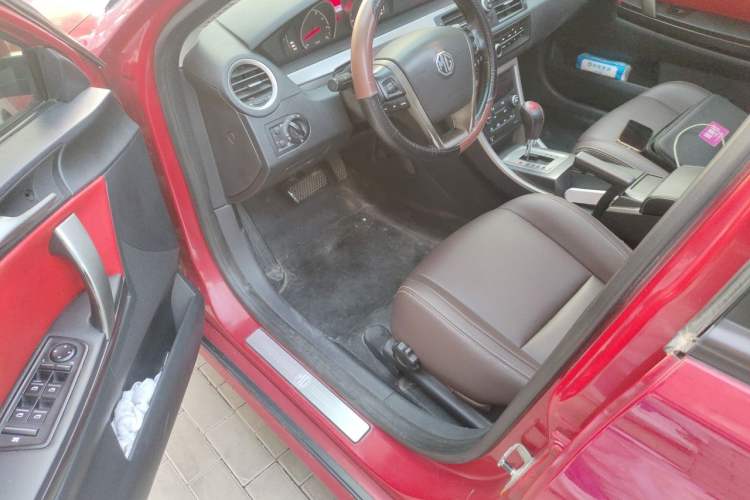 Used MG 6 2013 Hatchback 1.8L Automatic Drive Value Edition Driver Seat