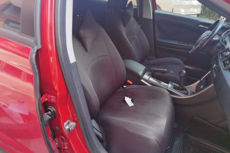 Used MG 6 2013 Hatchback 1.8T Manual GT Value Edition Right Front Seat