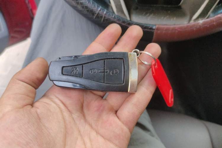 Used MG 6 2013 Hatchback 1.8L Automatic Drive Value Edition Vehicle Key