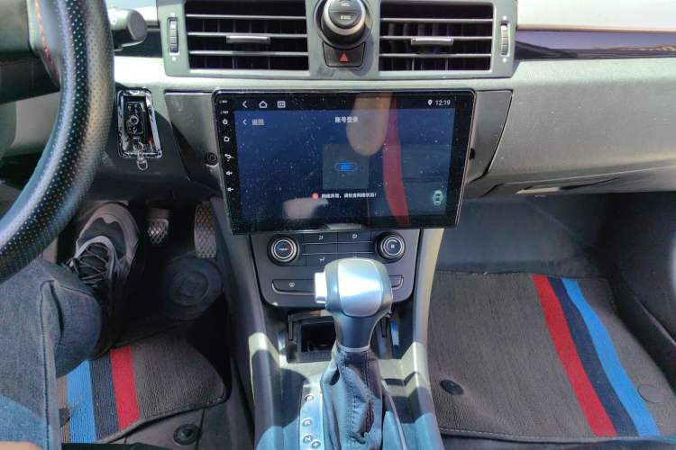 Used MG 6 2013 Hatchback 1.8L Automatic Drive Value Edition Audio And AC Panel