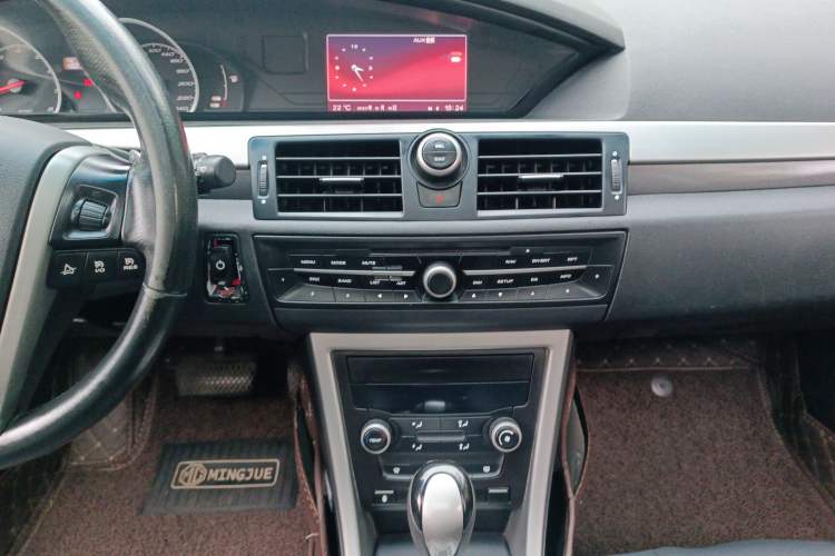 Used MG 6 2013 Hatchback 1.8L Automatic Drive Value Edition Audio And AC Panel