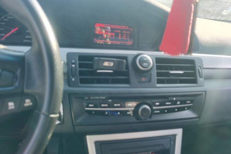 Used MG 6 2013 Hatchback 1.8T Manual GT Value Edition Audio And AC Panel