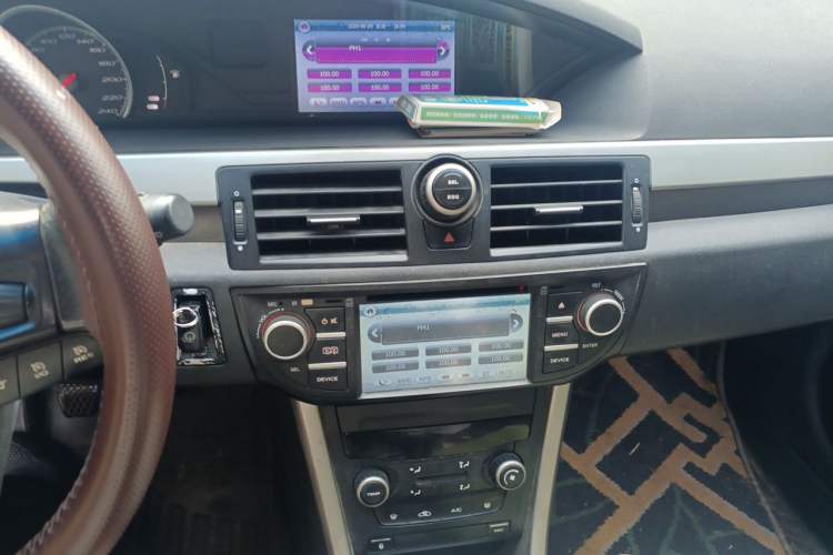 Used MG 6 2013 Hatchback 1.8T Manual GT Value Edition Audio And AC Panel