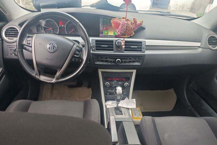 Used MG 6 2013 Hatchback 1.8L Automatic Drive Value Edition Center Console