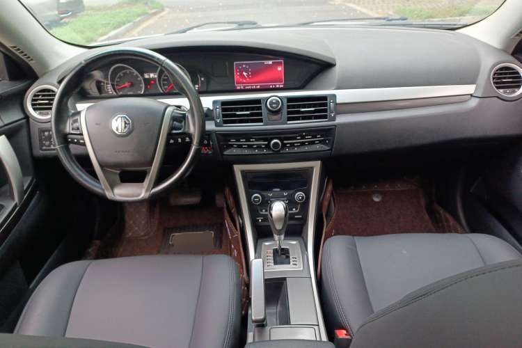Used MG 6 2013 Hatchback 1.8L Automatic Drive Value Edition Center Console