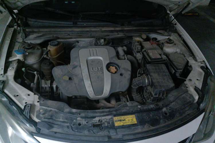 Used MG 6 2013 Hatchback 1.8T Automatic GT Value Edition Engine Bay