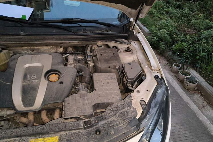 Used MG 6 2013 Hatchback 1.8L Automatic Drive Value Edition Engine Bay Left