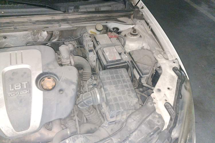 Used MG 6 2013 Hatchback 1.8T Automatic GT Value Edition Engine Bay Left