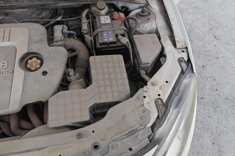 Used MG 6 2013 Hatchback 1.8L Automatic Drive Value Edition Engine Bay Left