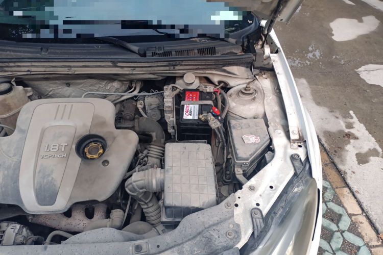 Used MG 6 2013 Hatchback 1.8T Manual GT Value Edition Engine Bay Left
