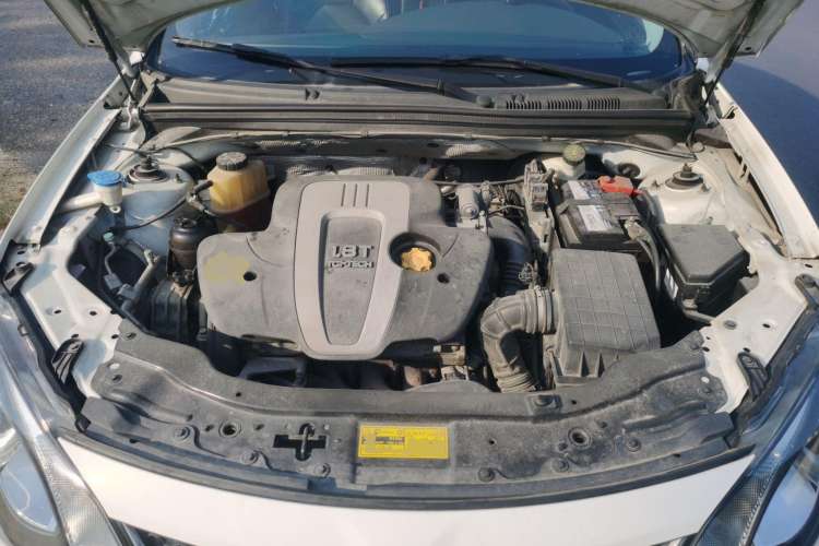 Used MG 6 2013 Hatchback 1.8T Manual GT Value Edition Engine Bay