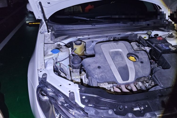 Used MG 6 2013 Hatchback 1.8L Automatic Drive Value Edition Engine Bay Right