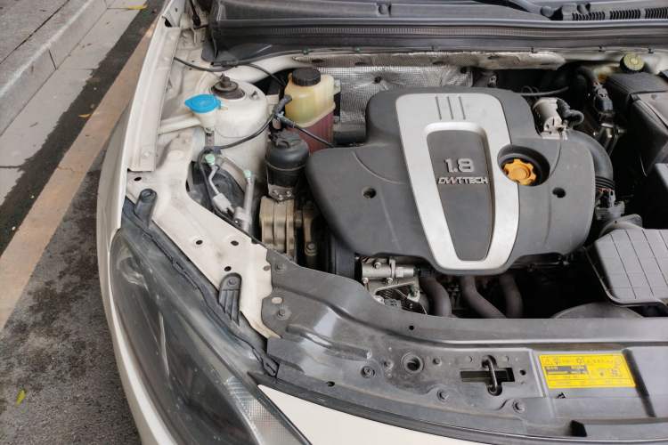 Used MG 6 2013 Hatchback 1.8L Automatic Drive Value Edition Engine Bay Right