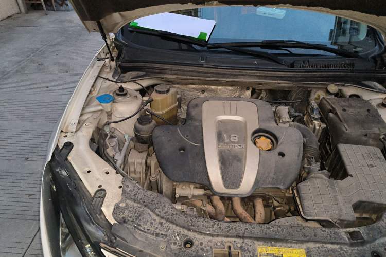 Used MG 6 2013 Hatchback 1.8L Automatic Drive Value Edition Engine Bay Right