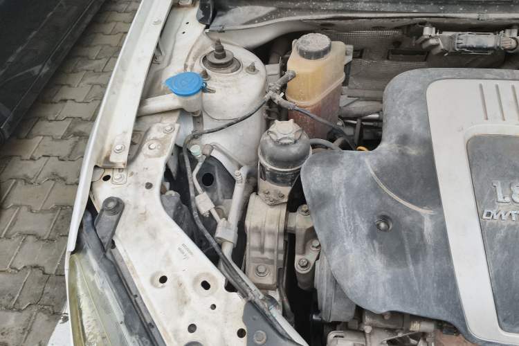 Used MG 6 2013 Hatchback 1.8L Automatic Drive Value Edition Engine Bay Right