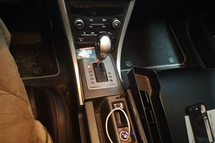 Used MG 6 2013 Hatchback 1.8T Automatic GT Value Edition Gear Lever