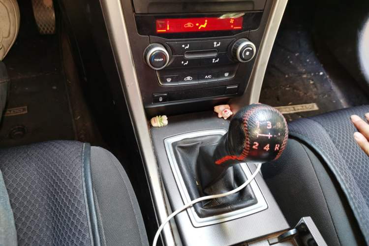 Used MG 6 2013 Hatchback 1.8L Manual - Value Edition Gear Lever