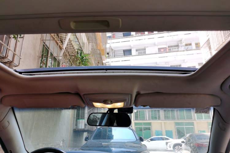 Used MG 6 2013 Hatchback 1.8L Manual - Value Edition Headliner
