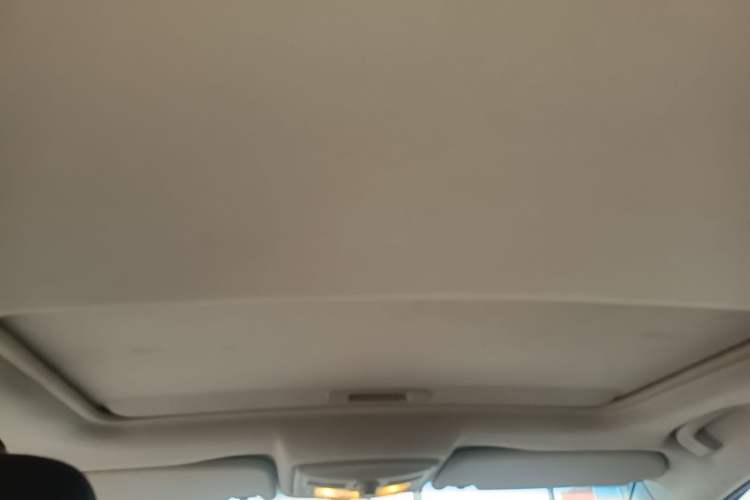 Used MG 6 2013 Hatchback 1.8T Automatic GT Value Edition Headliner