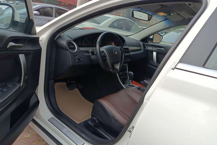 Used MG 6 2013 Hatchback 1.8T Automatic GT Value Edition Interior 1