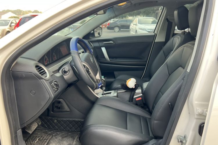 Used MG 6 2013 Hatchback 1.8L Automatic Drive Value Edition Interior 5