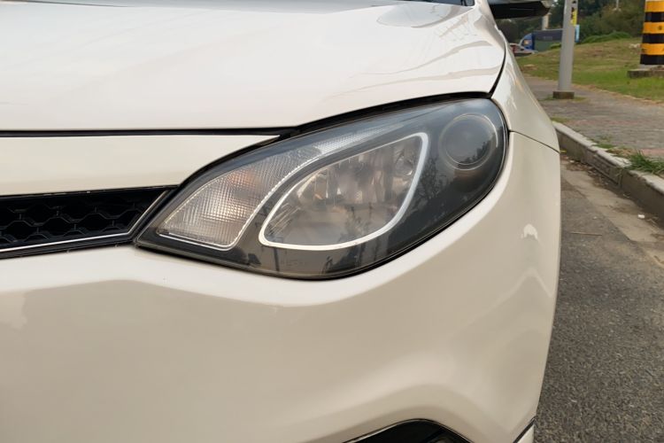 Used MG 6 2013 Hatchback 1.8L Automatic Drive Value Edition Left Front Headlight