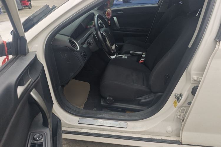 Used MG 6 2013 Hatchback 1.8L Automatic Drive Value Edition Left Front Seat