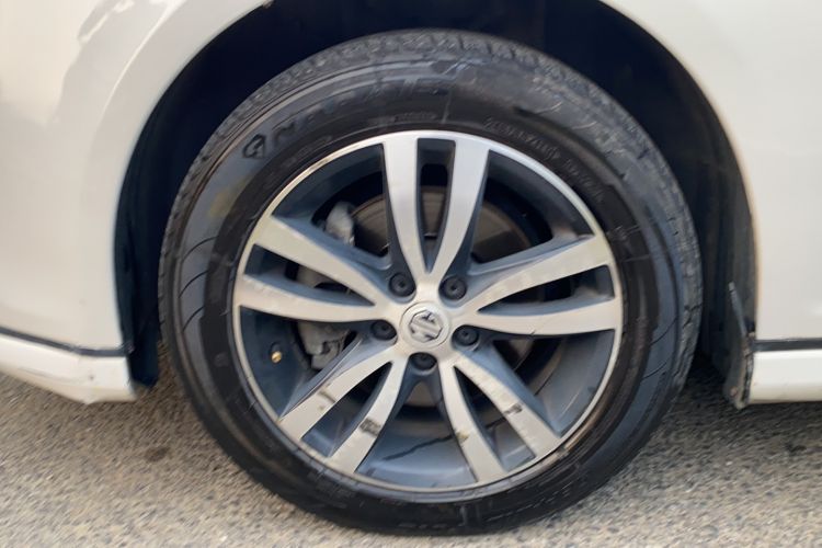 Used MG 6 2013 Hatchback 1.8L Automatic Drive Value Edition Left Front Wheel Hub