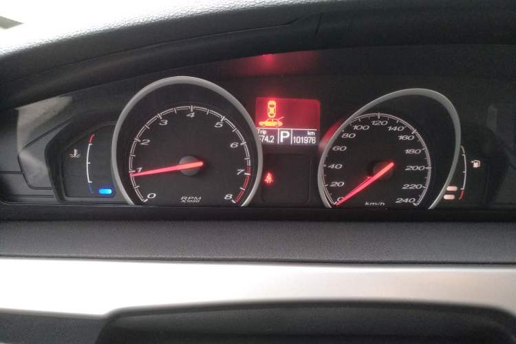 Used MG 6 2013 Hatchback 1.8L Automatic Drive Value Edition Odometer Close Up