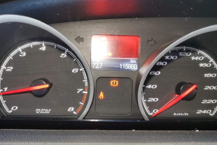 Used MG 6 2013 Hatchback 1.8L Manual - Value Edition Odometer Close Up