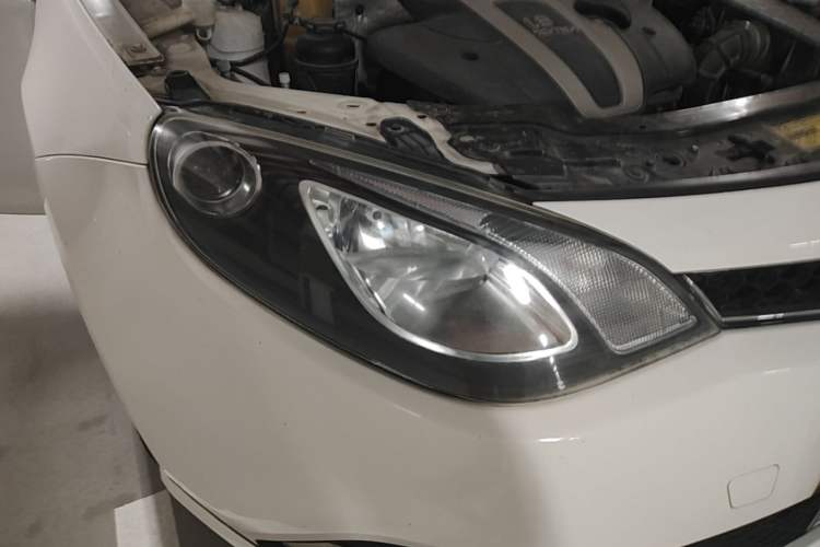 Used MG 6 2013 Hatchback 1.8T Automatic GT Value Edition Right Front Headlight