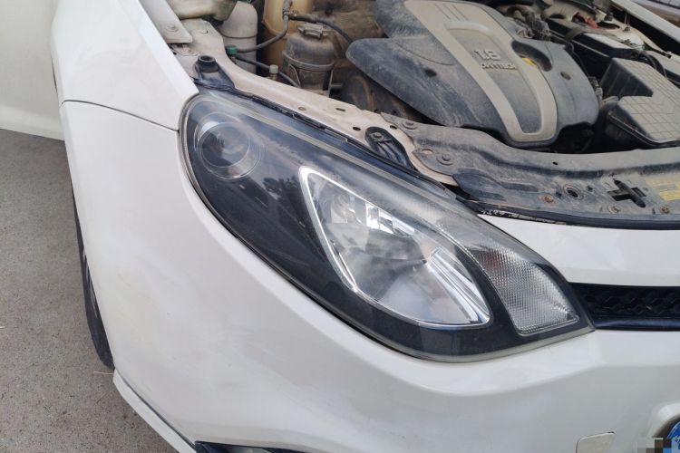 Used MG 6 2013 Hatchback 1.8L Automatic Drive Value Edition Right Front Headlight