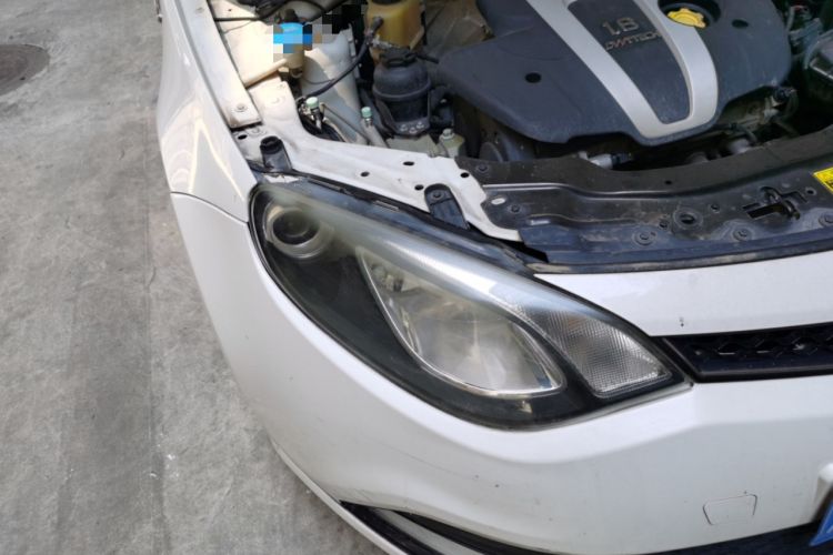 Used MG 6 2013 Hatchback 1.8L Manual - Value Edition Right Front Headlight