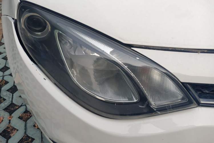 Used MG 6 2013 Hatchback 1.8T Manual GT Value Edition Right Front Headlight