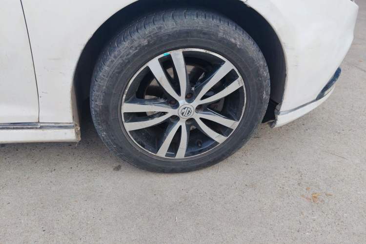 Used MG 6 2013 Hatchback 1.8L Automatic Drive Value Edition Right Front Wheel Hub