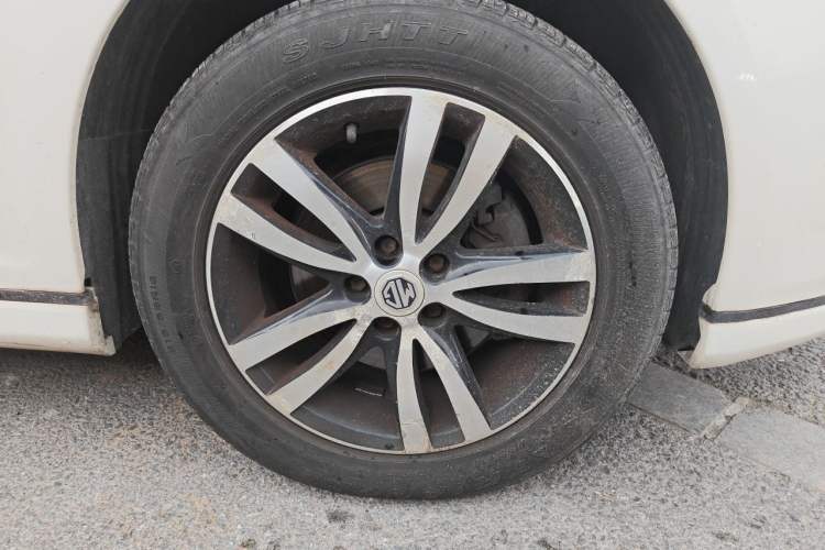 Used MG 6 2013 Hatchback 1.8L Automatic Drive Value Edition Right Front Wheel Hub