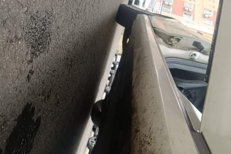 Used MG 6 2013 Hatchback 1.8T Automatic GT Value Edition Right Side Sill