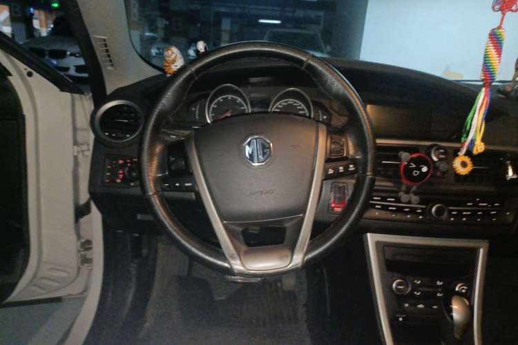Used MG 6 2013 Hatchback 1.8T Automatic GT Value Edition Steering Wheel