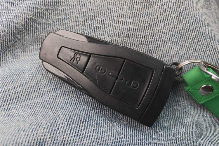 Used MG 6 2013 Hatchback 1.8L Automatic Drive Value Edition Vehicle Key