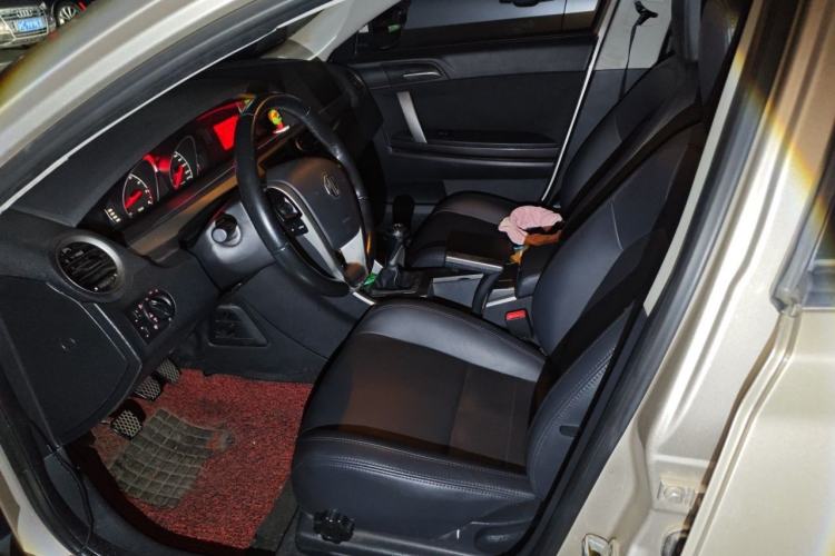 Used MG 6 2013 Hatchback 1.8L Manual - Value Edition Left Front Seat