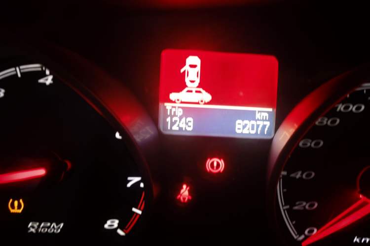 Used MG 6 2013 Hatchback 1.8T Manual GT Value Edition Odometer Close Up