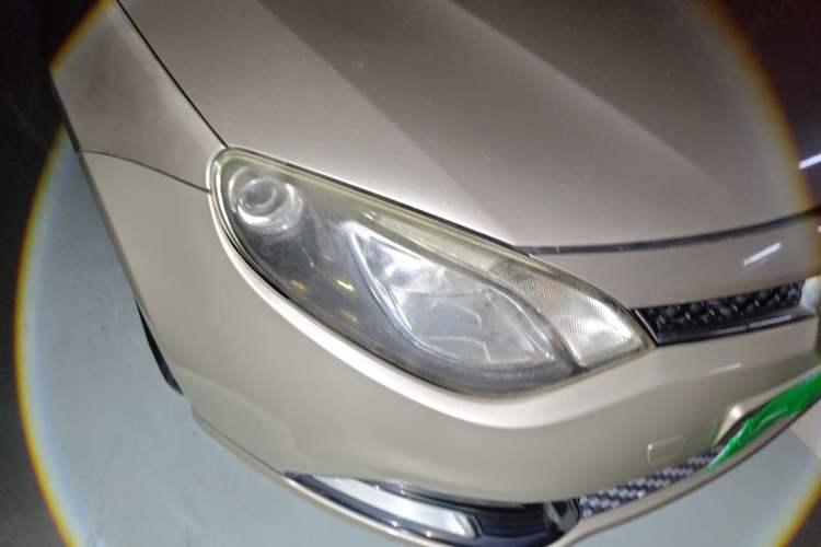 Used MG 6 2013 Hatchback 1.8L Manual - Value Edition Right Front Headlight