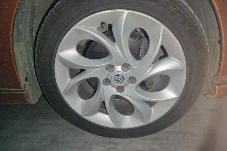 Used MG 6 2013 Hatchback 1.8T Manual GT Value Edition Right Front Wheel Hub
