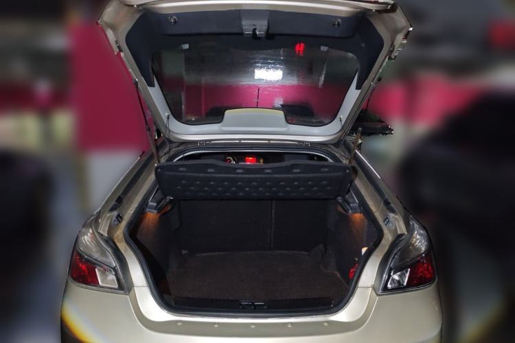Used MG 6 2013 Hatchback 1.8L Manual - Value Edition Trunk