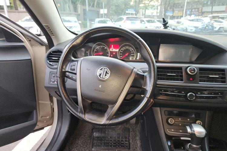 Used MG 6 2014 Hatchback 1.8L Automatic Drive Value Edition Steering Wheel