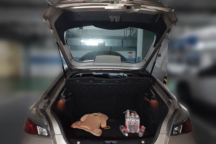 Used MG 6 2014 Hatchback 1.8T Automatic Performance Edition Trunk