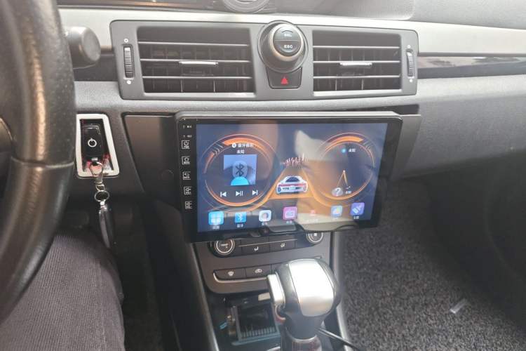 Used MG 6 2014 Hatchback 1.8T Automatic Performance Edition Audio And AC Panel