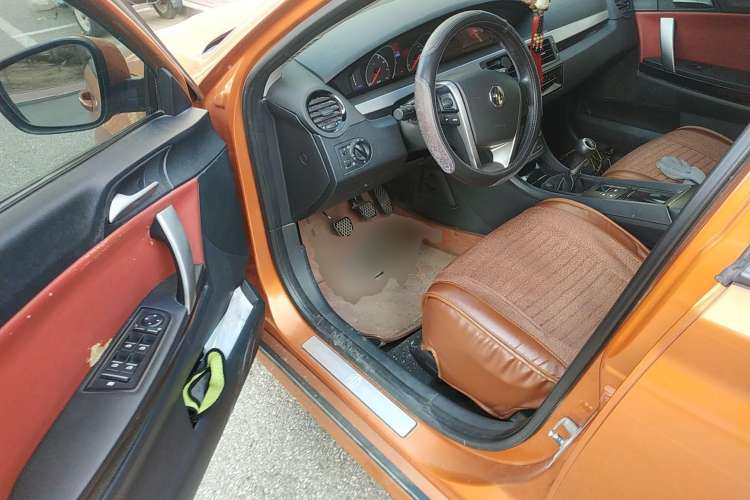 Used MG 6 2014 Hatchback 1.8L Manual Value Edition Driver Seat
